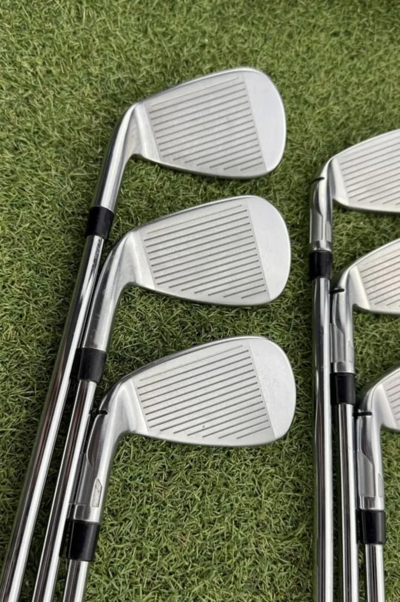 TAYLORMADE Qi10 IRONS / 5-PW / KBS MAX MT 85 STIFF - Image 4