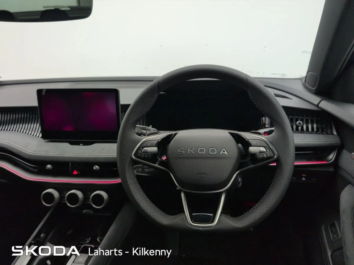 Skoda Superb Sport 2.0tdi 150HP DSG - Image 4