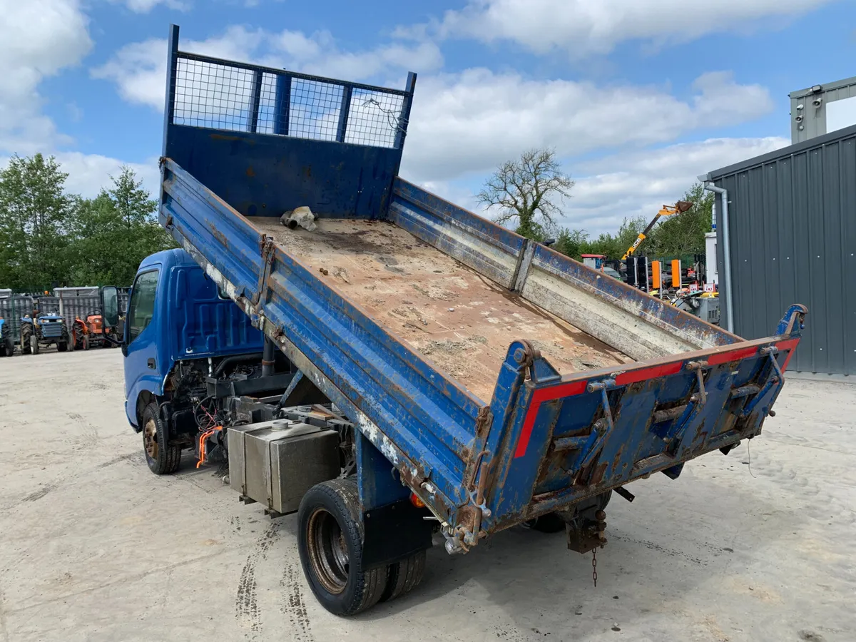 BID ONLINE NOW - 2007 TOYOTA DYNA 350 TIPPER - Image 3