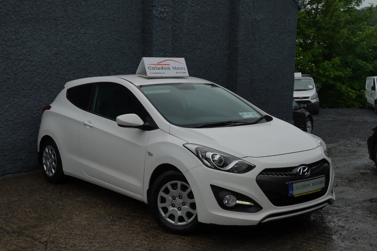 HYUNDAI i30 VAN-CVRT&TAX - Image 1
