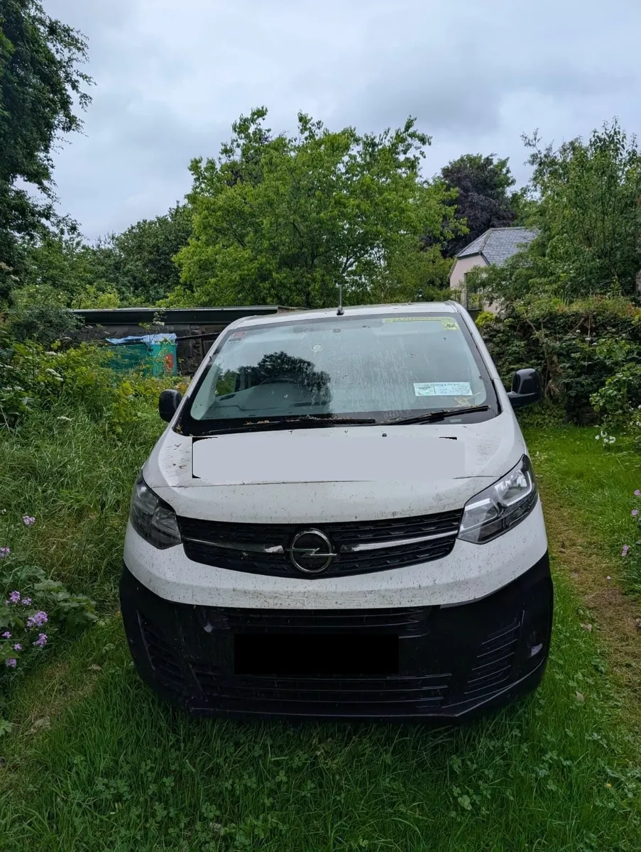 Opel Vivaro 2021 €11K plus VAT - Image 2