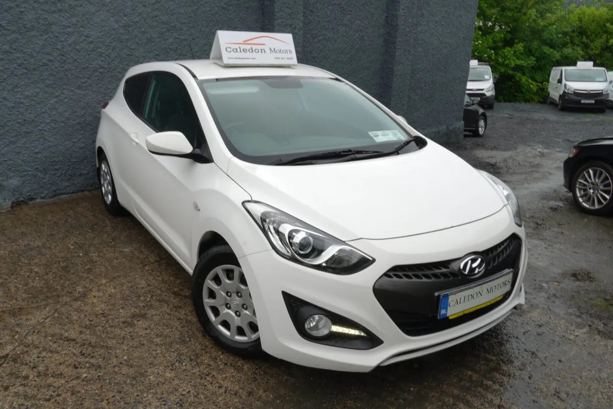 HYUNDAI i30 VAN-CVRT&TAX - Image 3