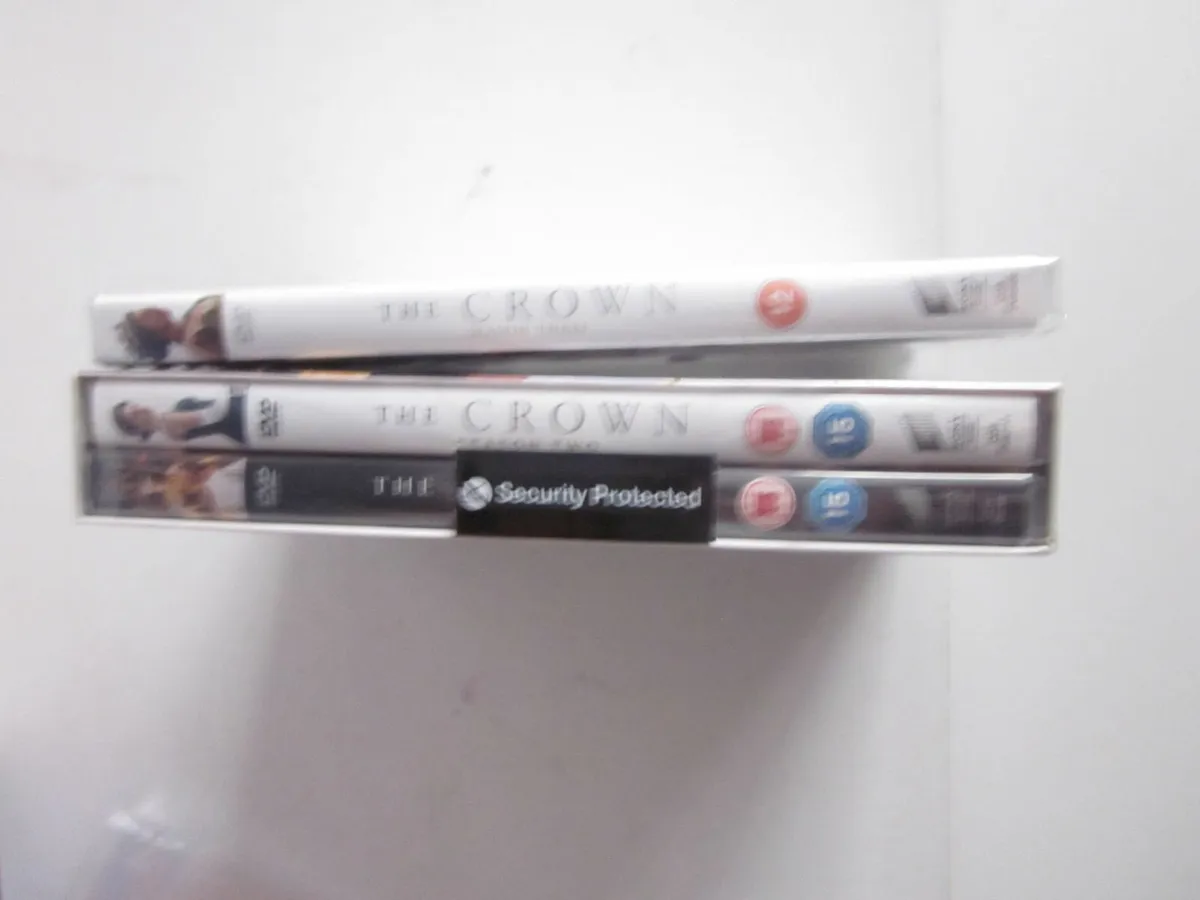The Crown Complete  Seasons 1 to 3 DVD' s New - Image 3