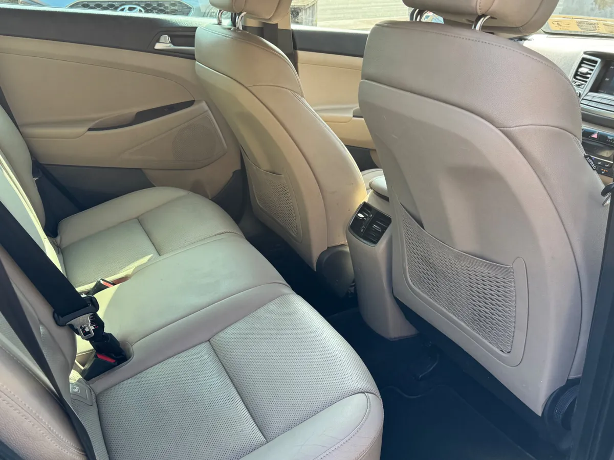 Hyundai Tucson Executive High Spec - Image 4