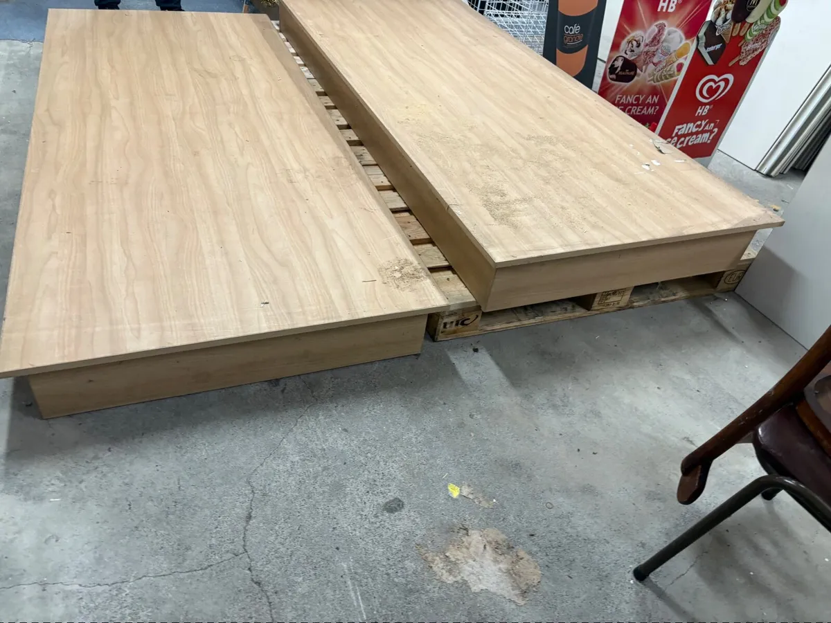 Raised platforms - Image 2