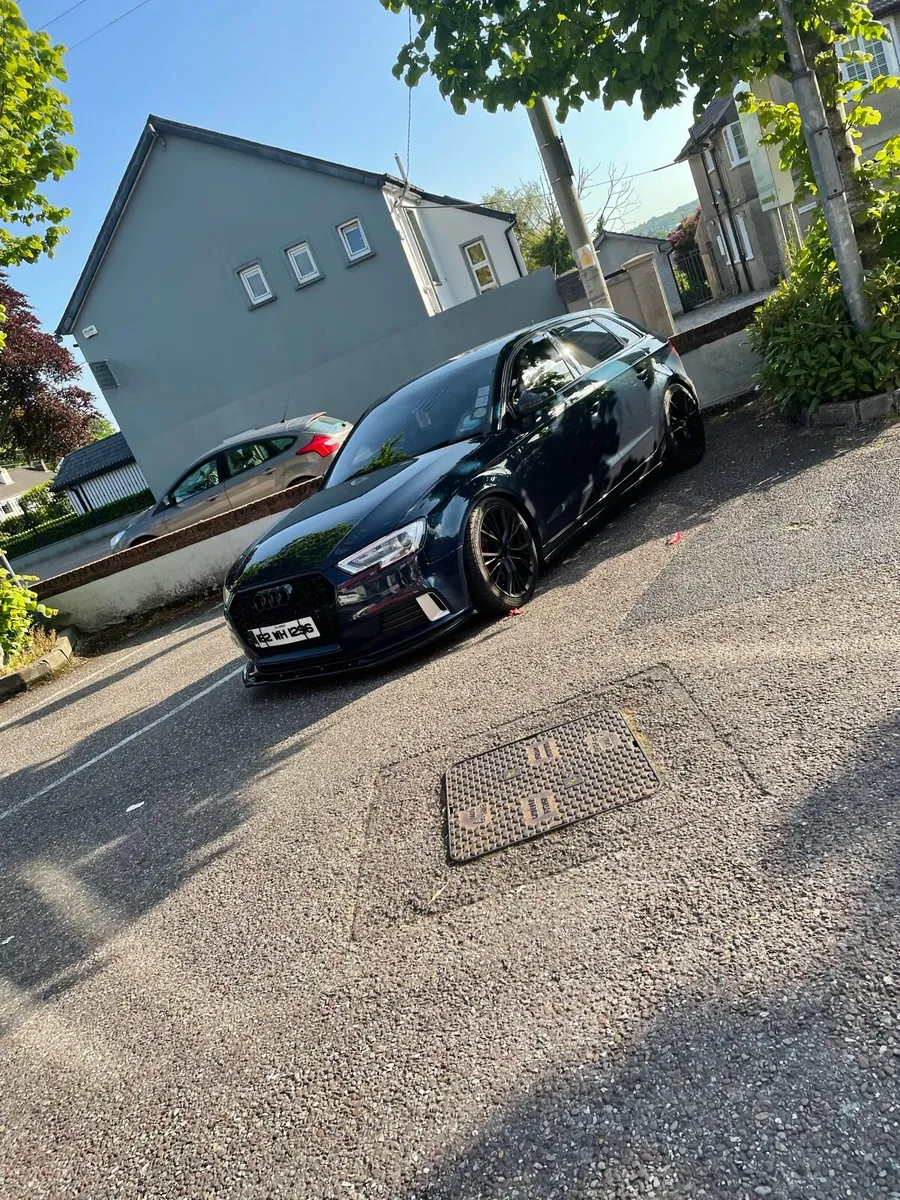162 AUDI A3 HATCHBACK 2.0L - Image 1