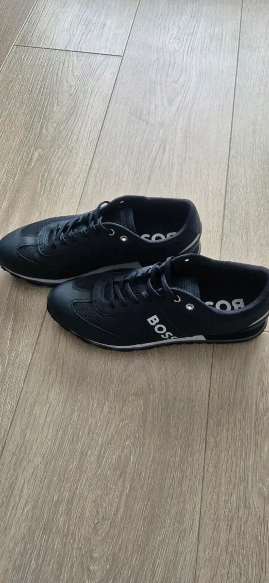 Mens Hugo Boss trainers - Image 2