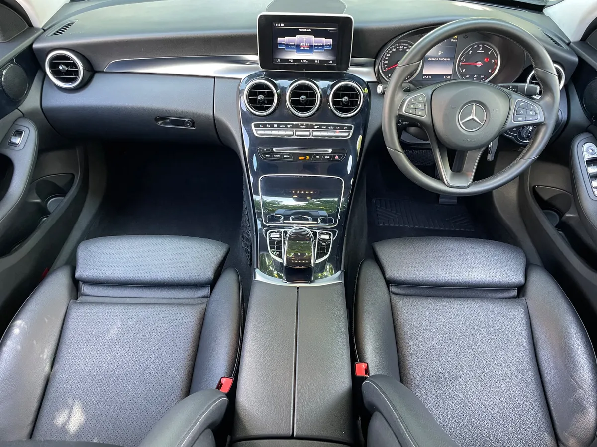 C220 - AUTO - BLUETOOTH STREAMING - LEATHER - - Image 3