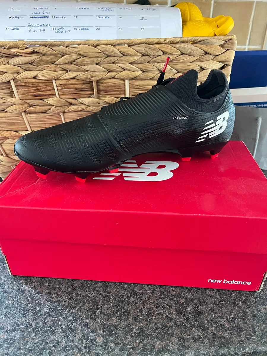NEW BALANCE FURON V7+ PRO FG - Image 3
