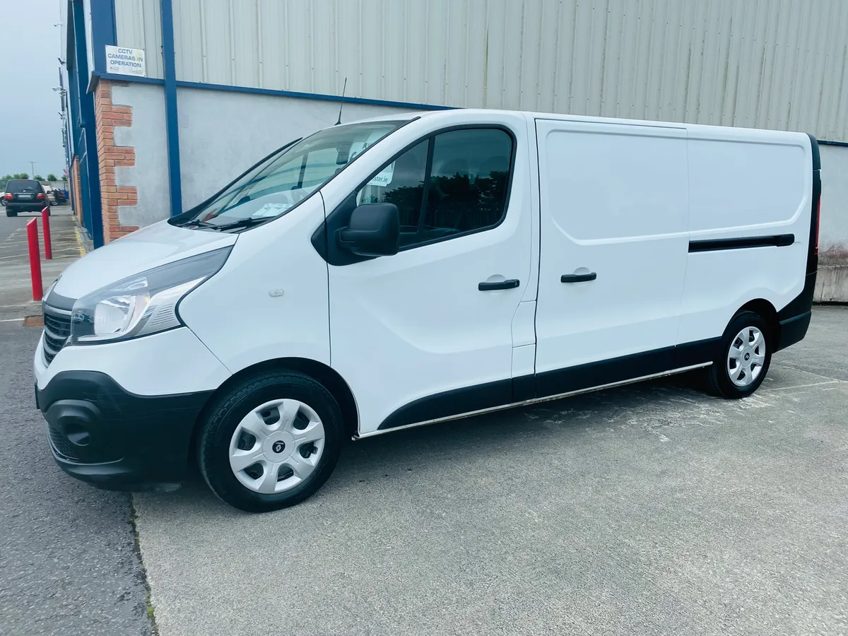 211 Renault Trafic 2.0 120bhp LWB €13,950 + VAT - Image 1
