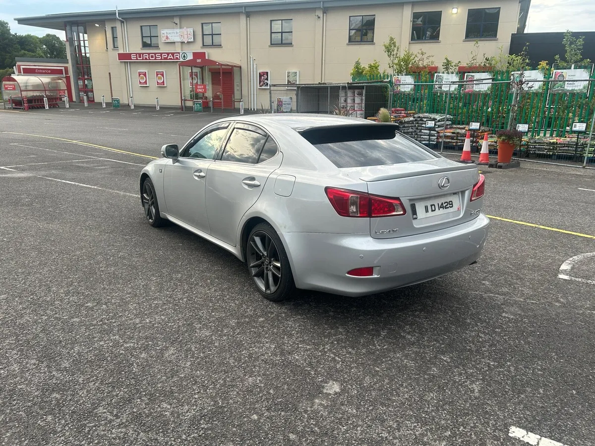 Is200d F Sport - Image 4