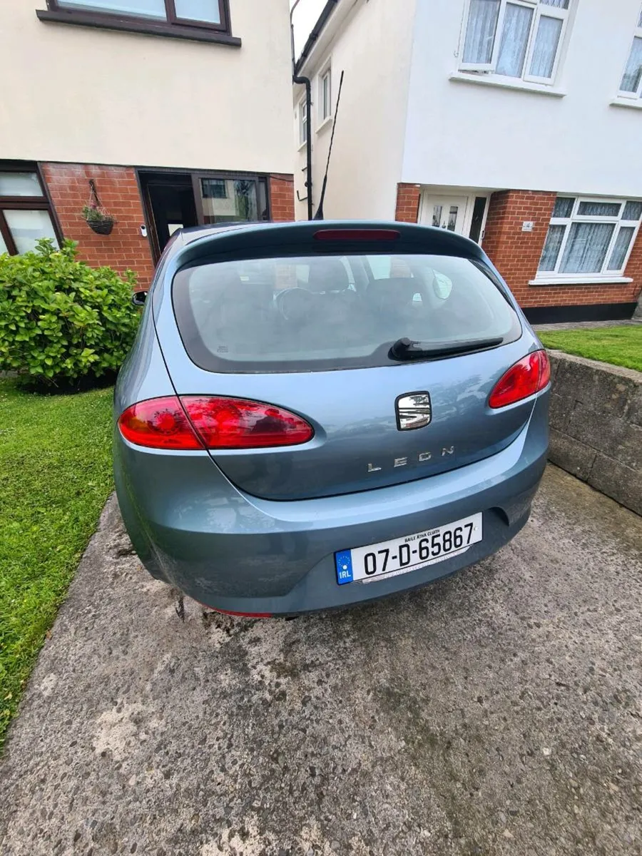 SEAT LEON - Image 4
