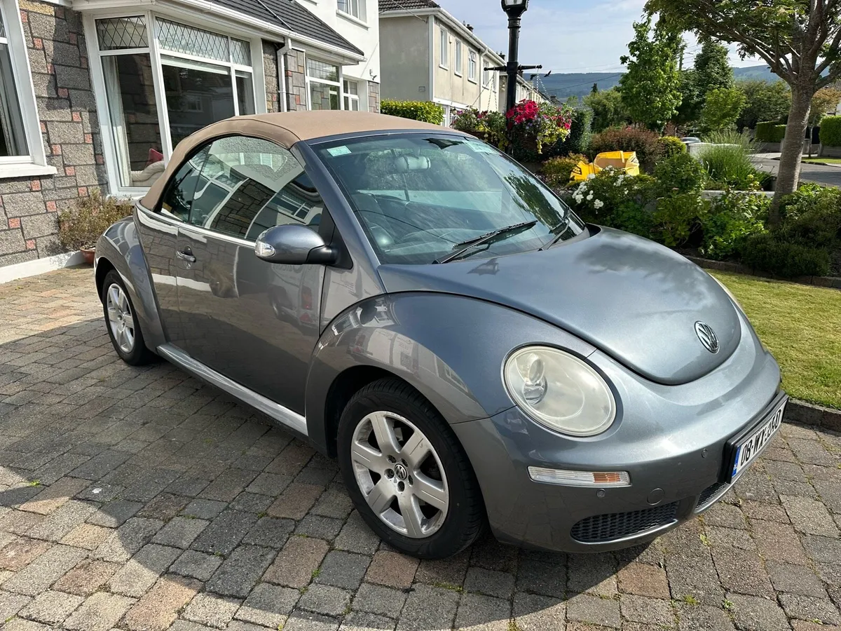 Volkswagon Beetle Convertible - 2008 - Image 1