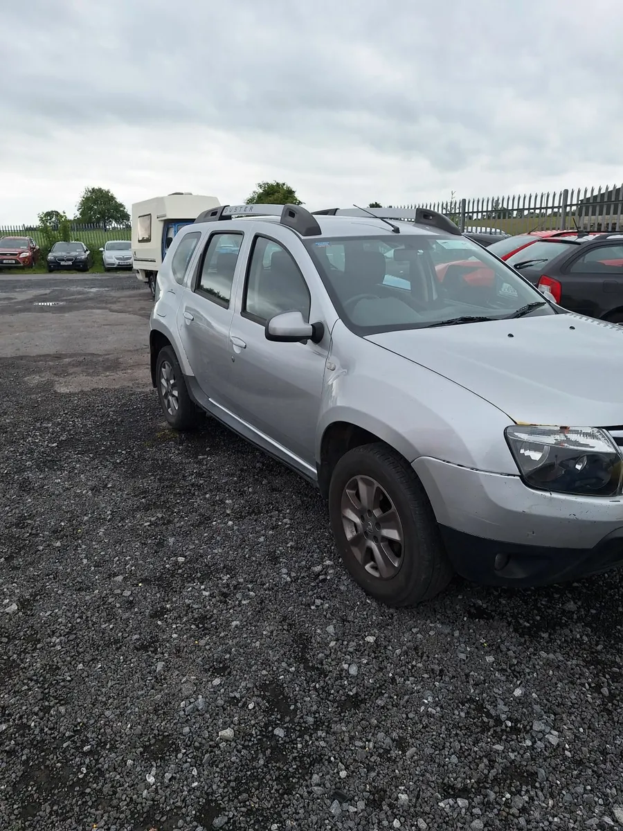 Dacia  duster2015 - Image 2