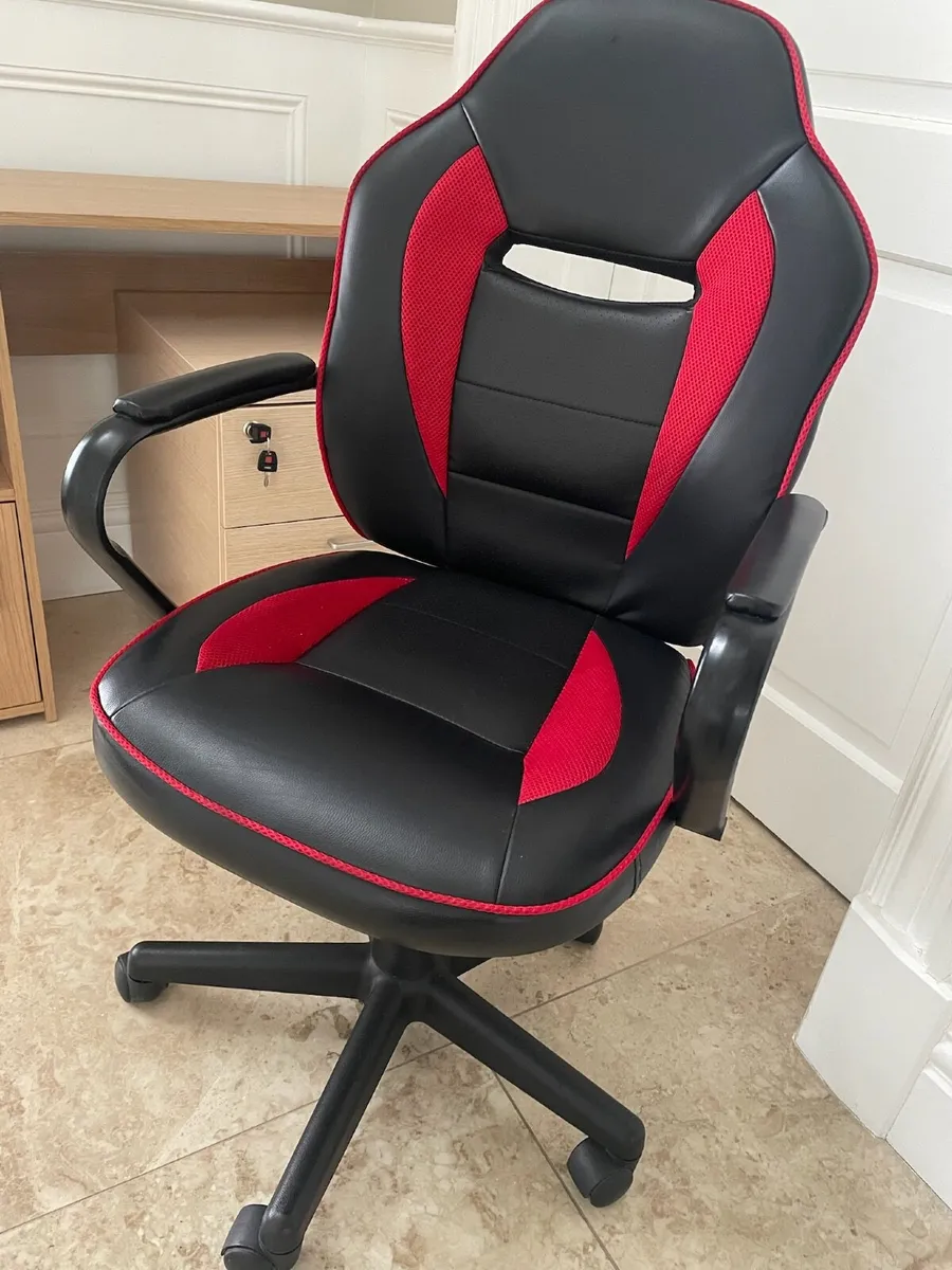 Office chair - Image 1