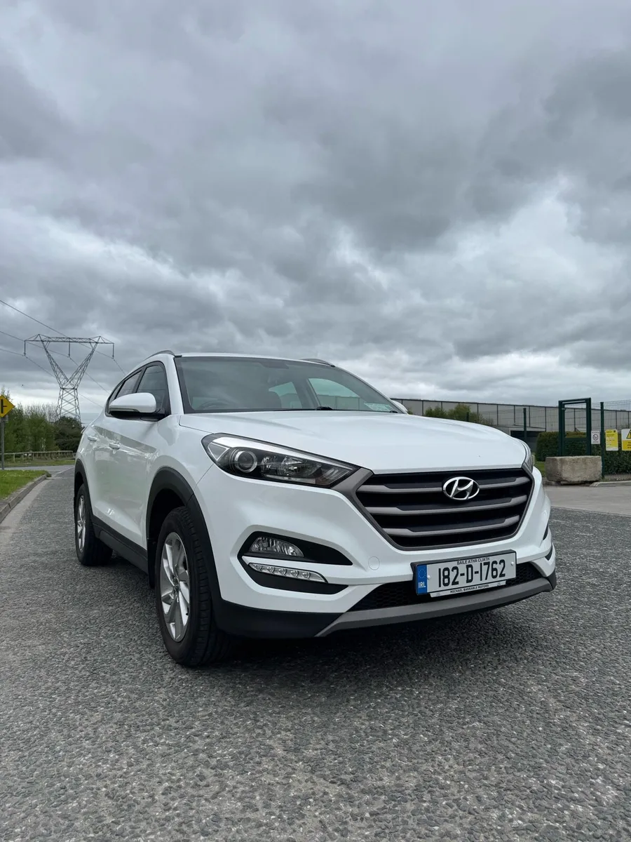 Hyundai Tucson Executive Low KM!! - Image 1