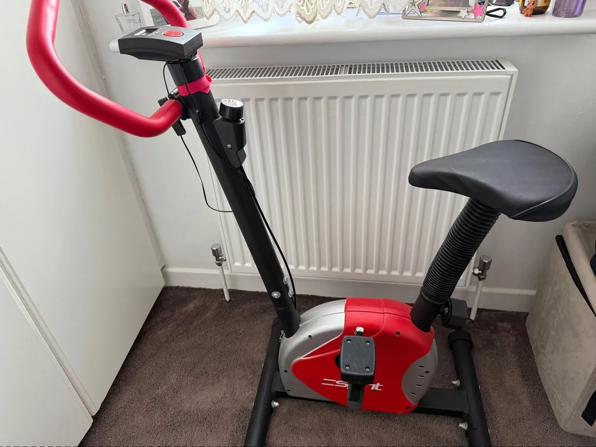 Fitness indoor exercise bike - Image 1