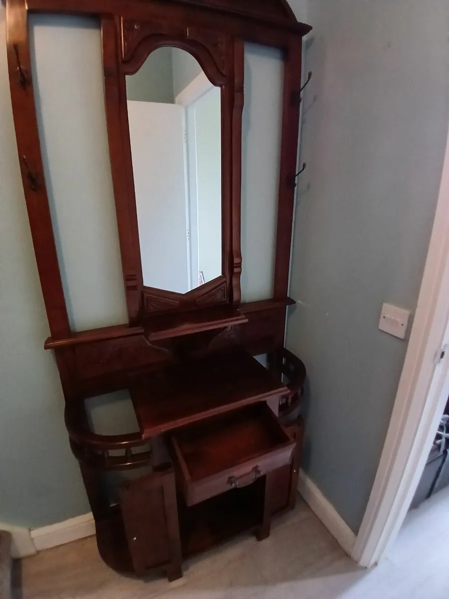 Furniture for hall - Image 1