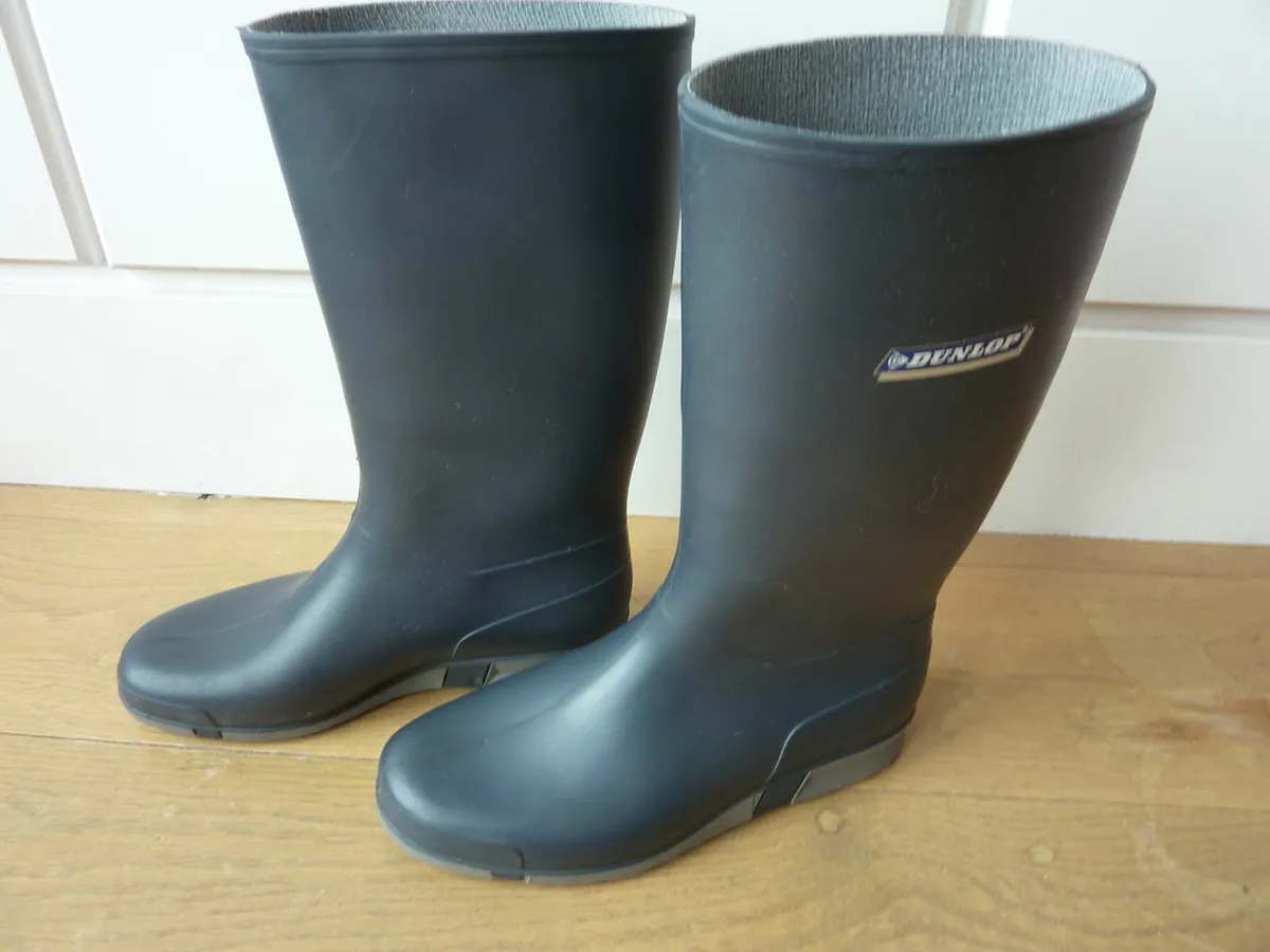 Wellington boots - Image 1