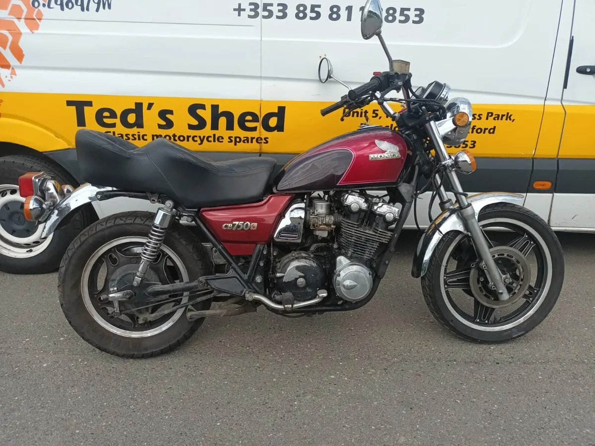 BREAKING HONDA CB750 C 1981 FOR PARTS - Image 1