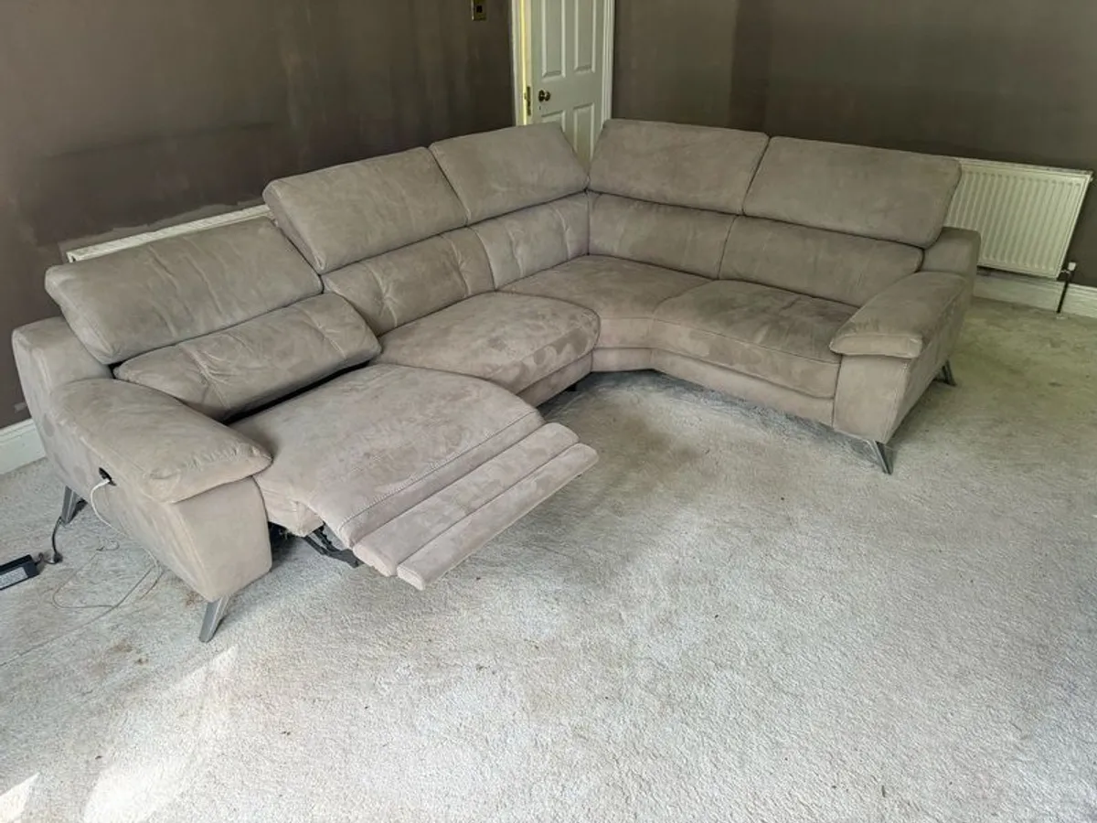 Furniture - Image 4