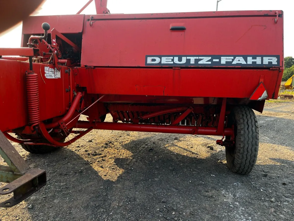 Deutz square baler - Image 3
