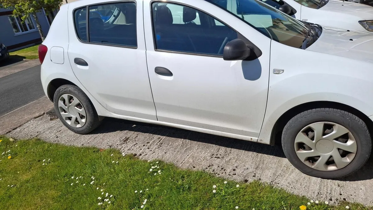 Dacia Sandero 2015 - Image 4