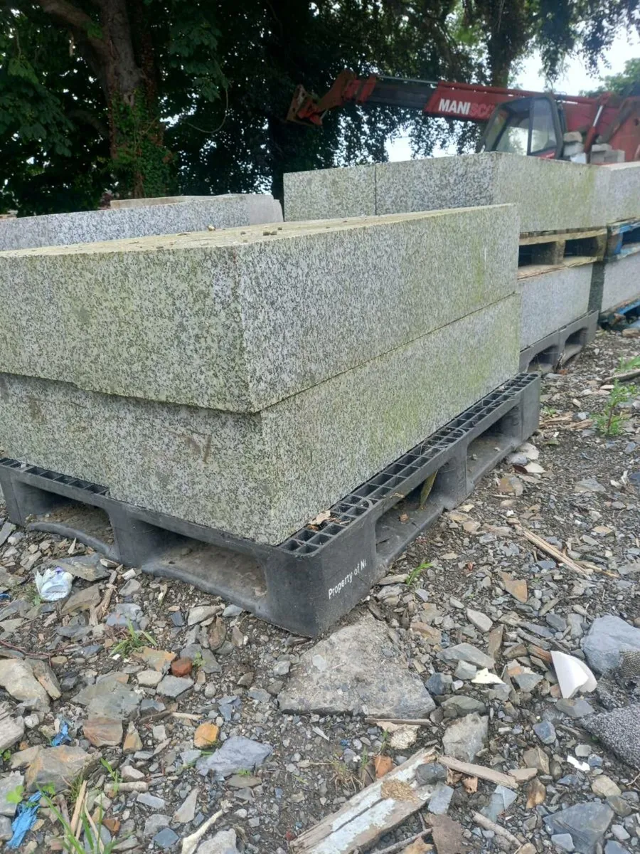 Granite blocks - Image 2