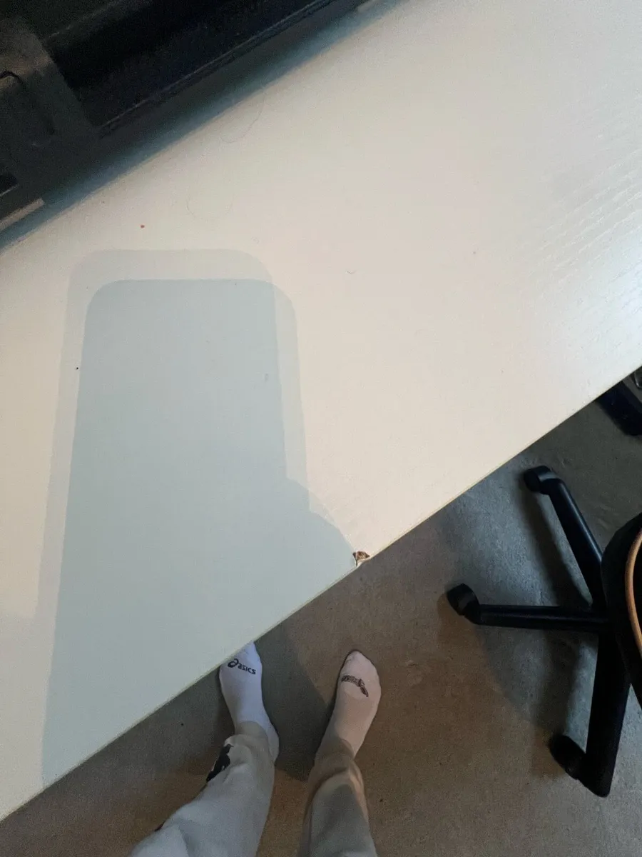 Computer Desk.  Excellent Condition - Image 3