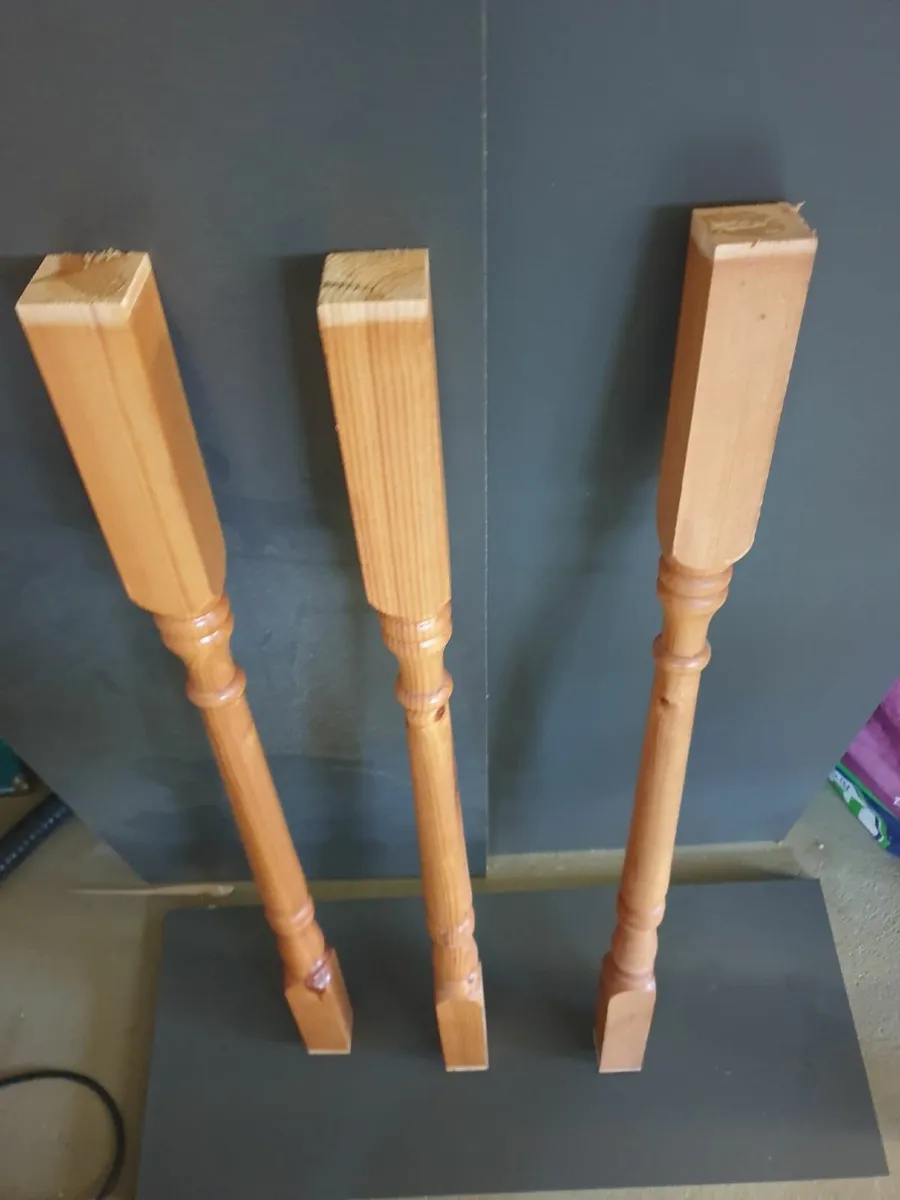 Pine Stair spindles - Image 3