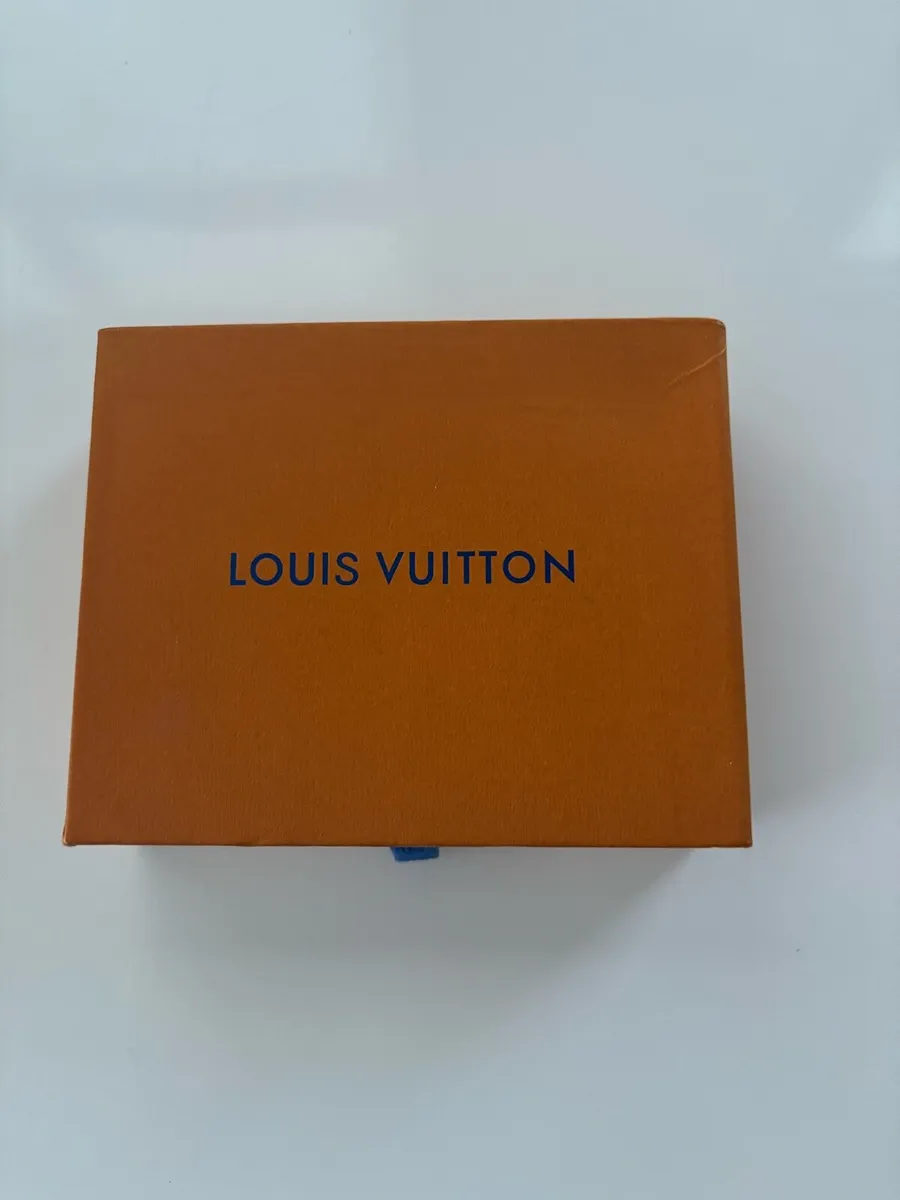 Louis Vuitton Wallet - Image 3
