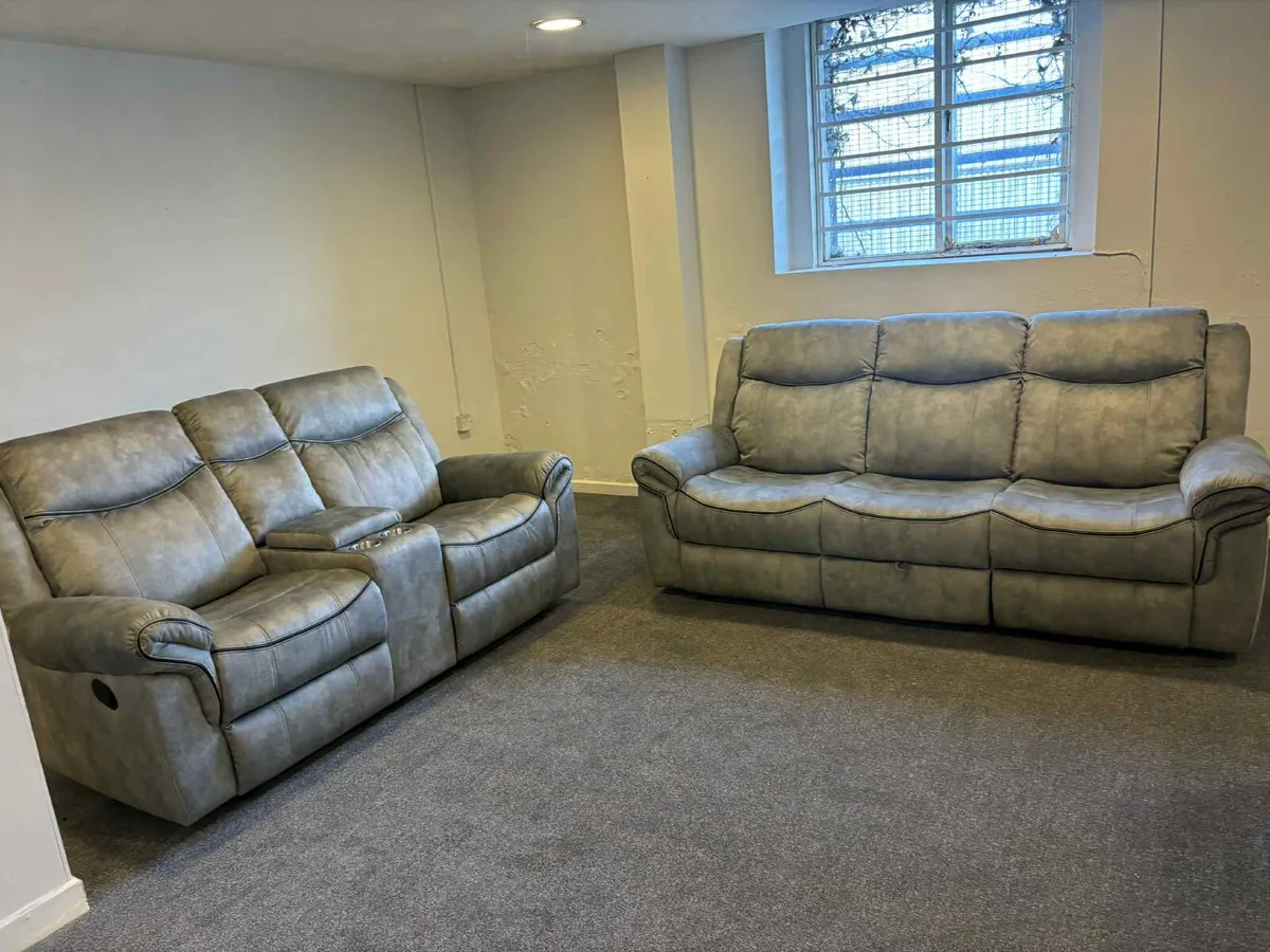 New 3+2 or 3+1+1 Denver Fabric Recliner - Image 4
