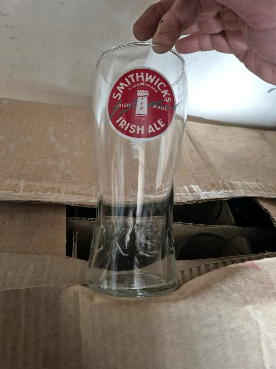 Pub glass - Image 4