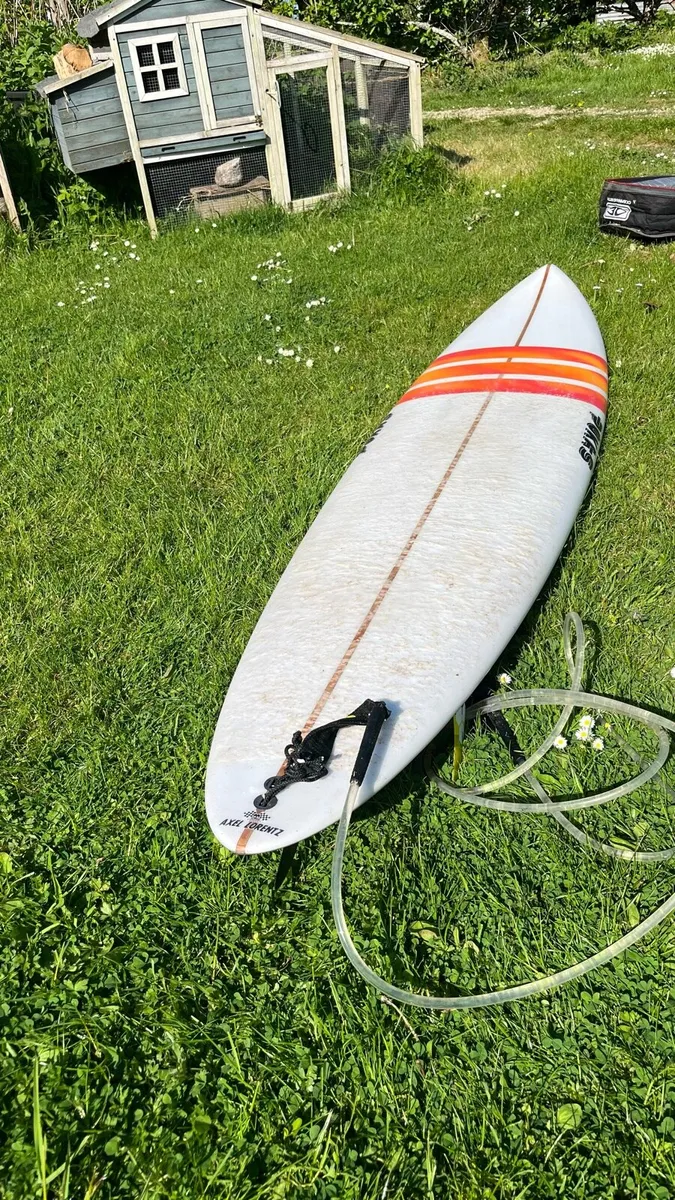 9'0 Big Wave Gun by Axel Lorentz - Image 2