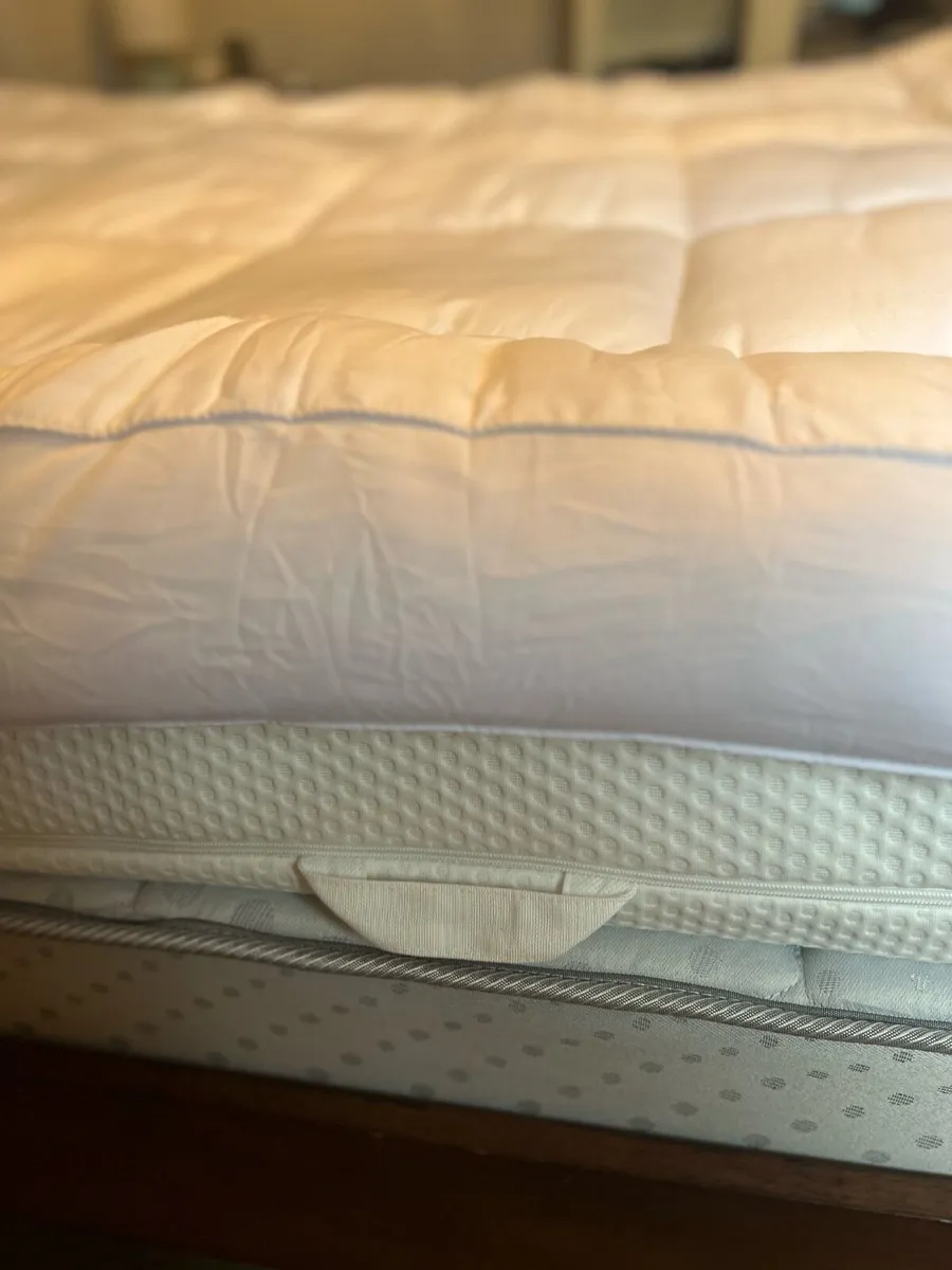 Lightly Used King Size Mattress Topper, Like New! - Image 2