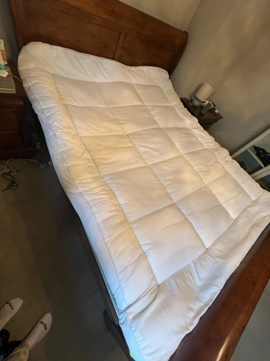 Lightly Used King Size Mattress Topper, Like New! - Image 1