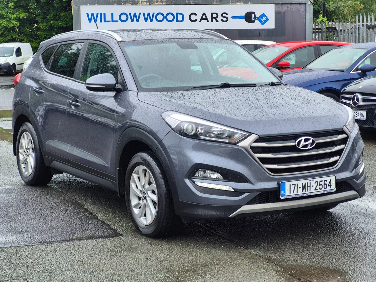 Hyundai Tucson 1.7crdi comfort plus 2017 - Image 3