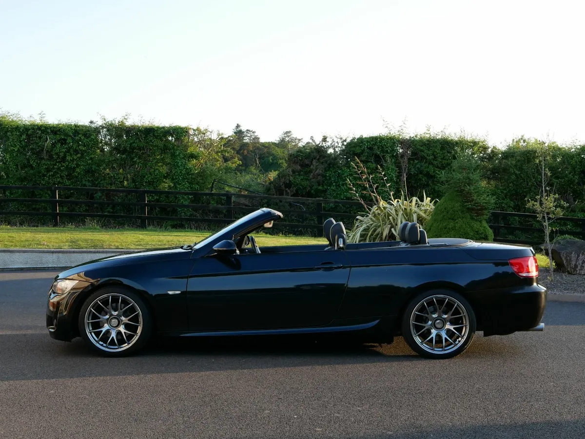BMW 320i E93 M-Sport - Hard Top Convertible - Image 2