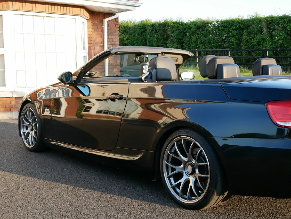 BMW 320i E93 M-Sport - Hard Top Convertible - Image 3