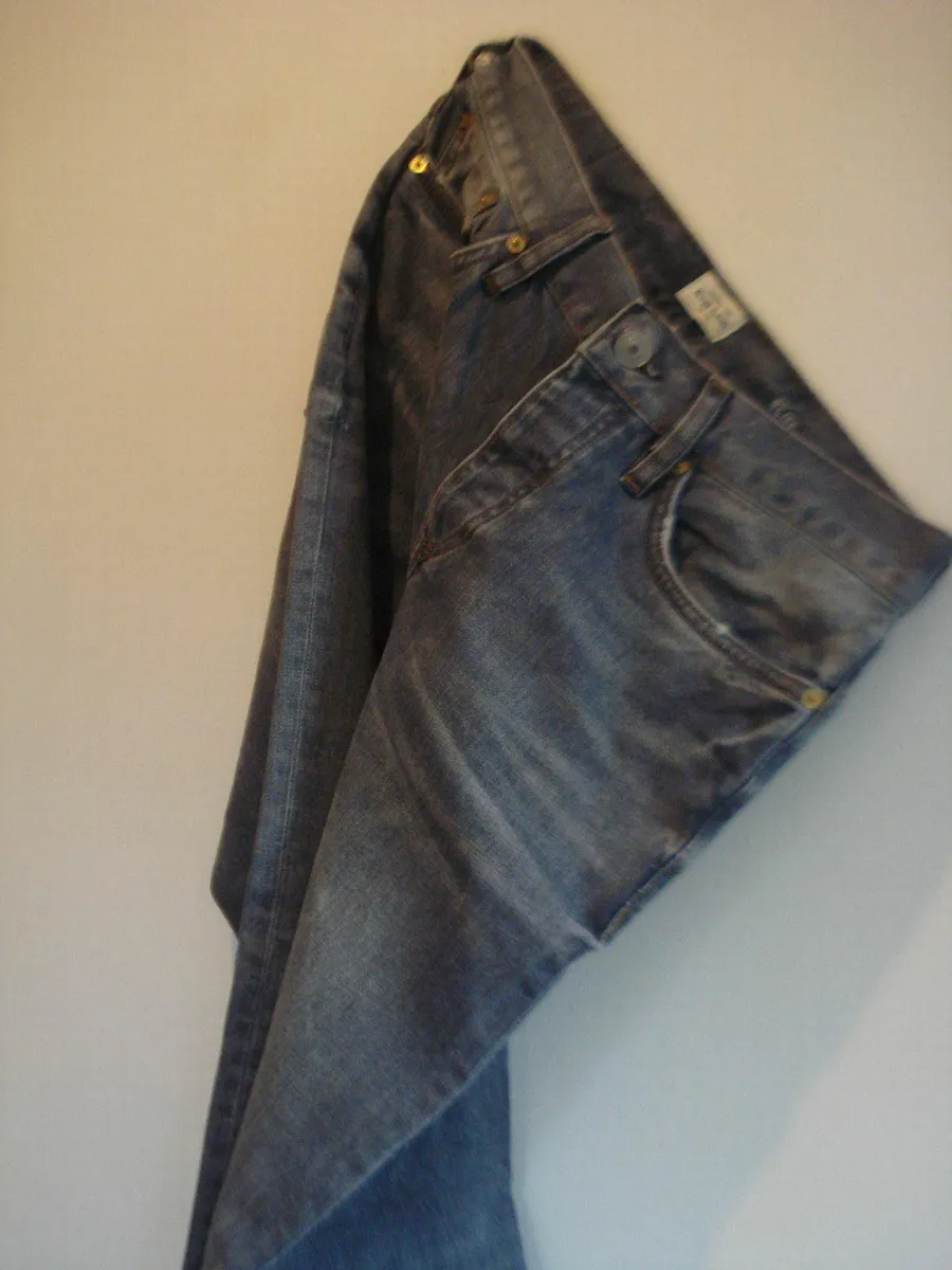 6 VINTAGE PAIRS OF RIVER ISLAND  MENS JEANS. - Image 4