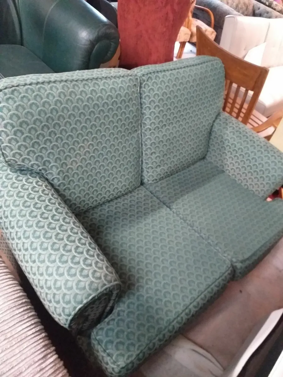 Sofas from €150 to €200 - Image 4