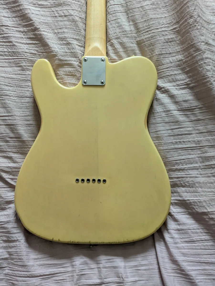 GUITAR - Image 2