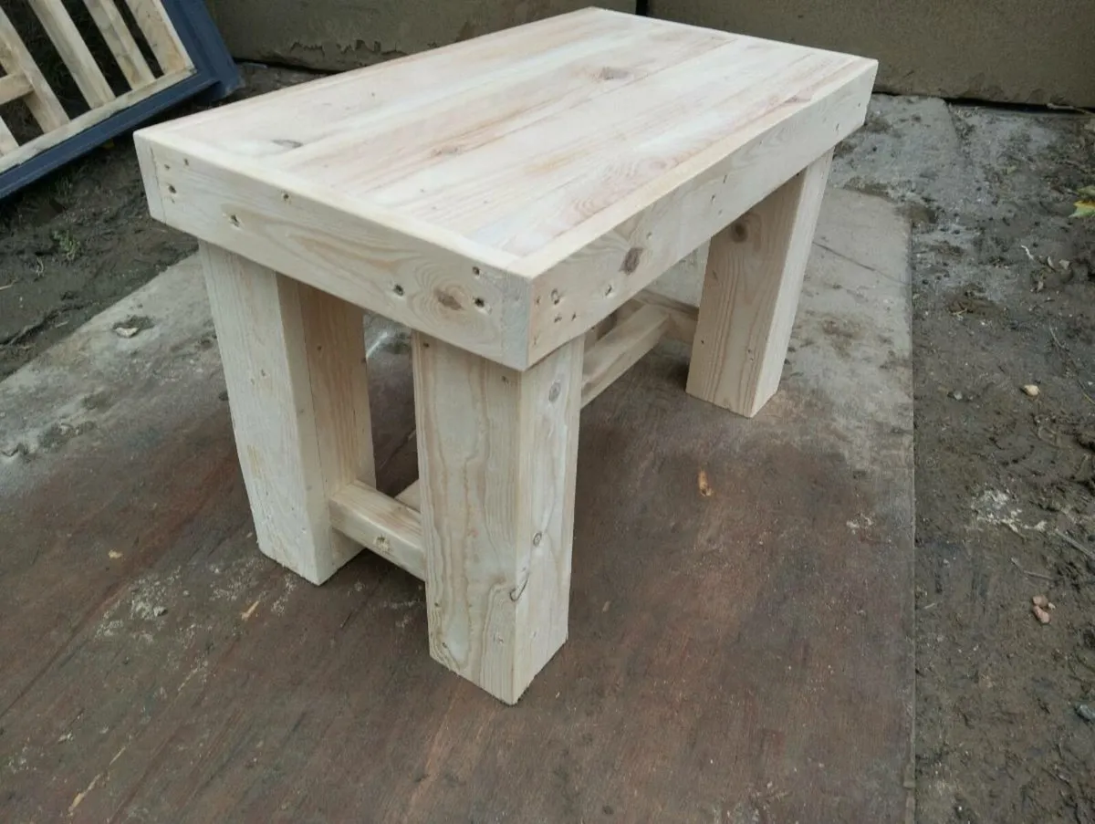 Handmade rustic table - Image 3