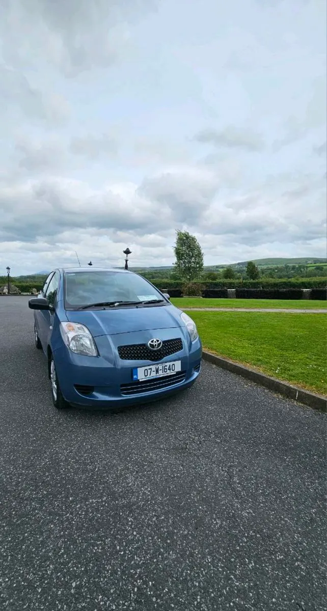 Toyota yaris - Image 3
