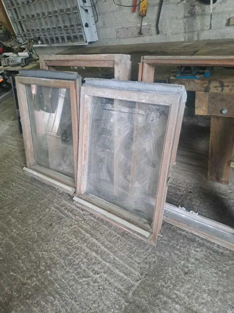 Two velux windows for sale.. - Image 4