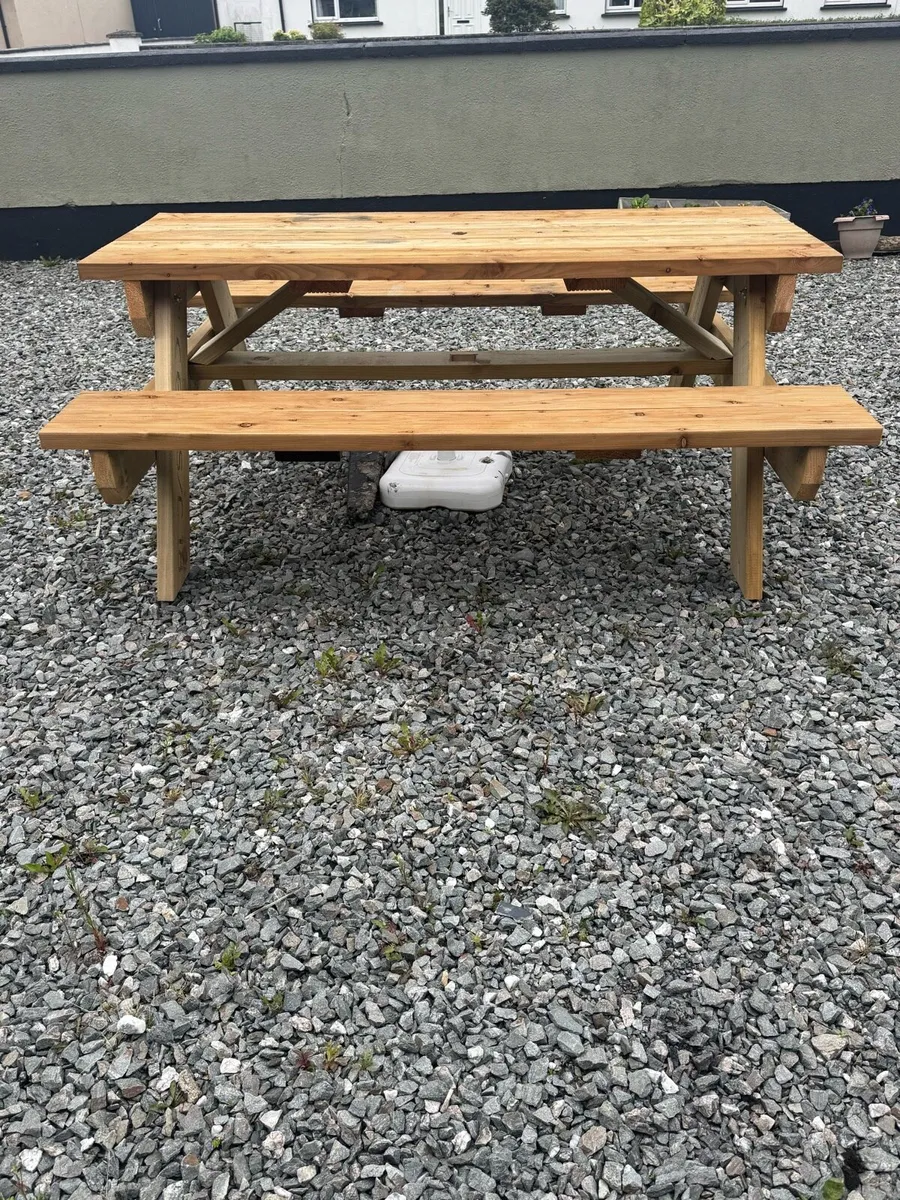 Picnic bench - Image 2