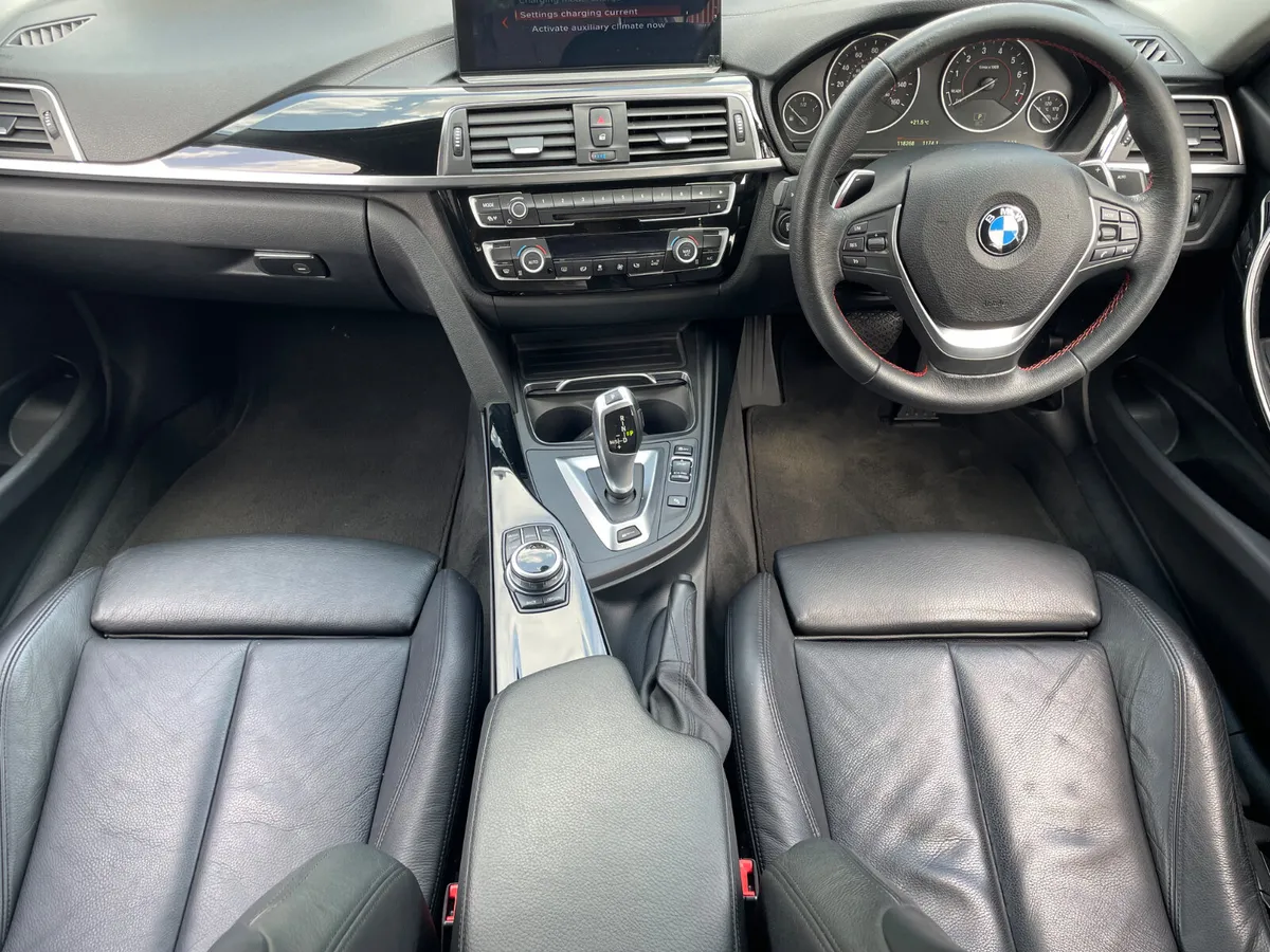 F30 E SPORT - AUTO -REVERSING CAMERA - Image 2