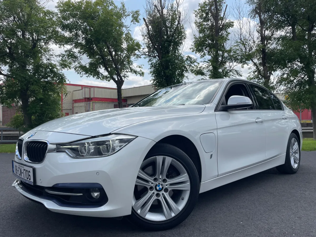 F30 E SPORT - AUTO -REVERSING CAMERA - Image 3