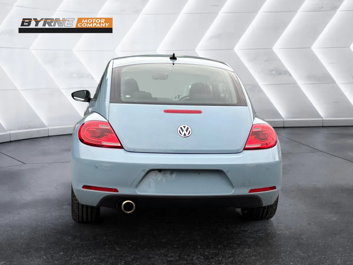 VOLKSWAGEN BEETLE 1.2 HIGHLINE AUTO, 2015 - Image 4