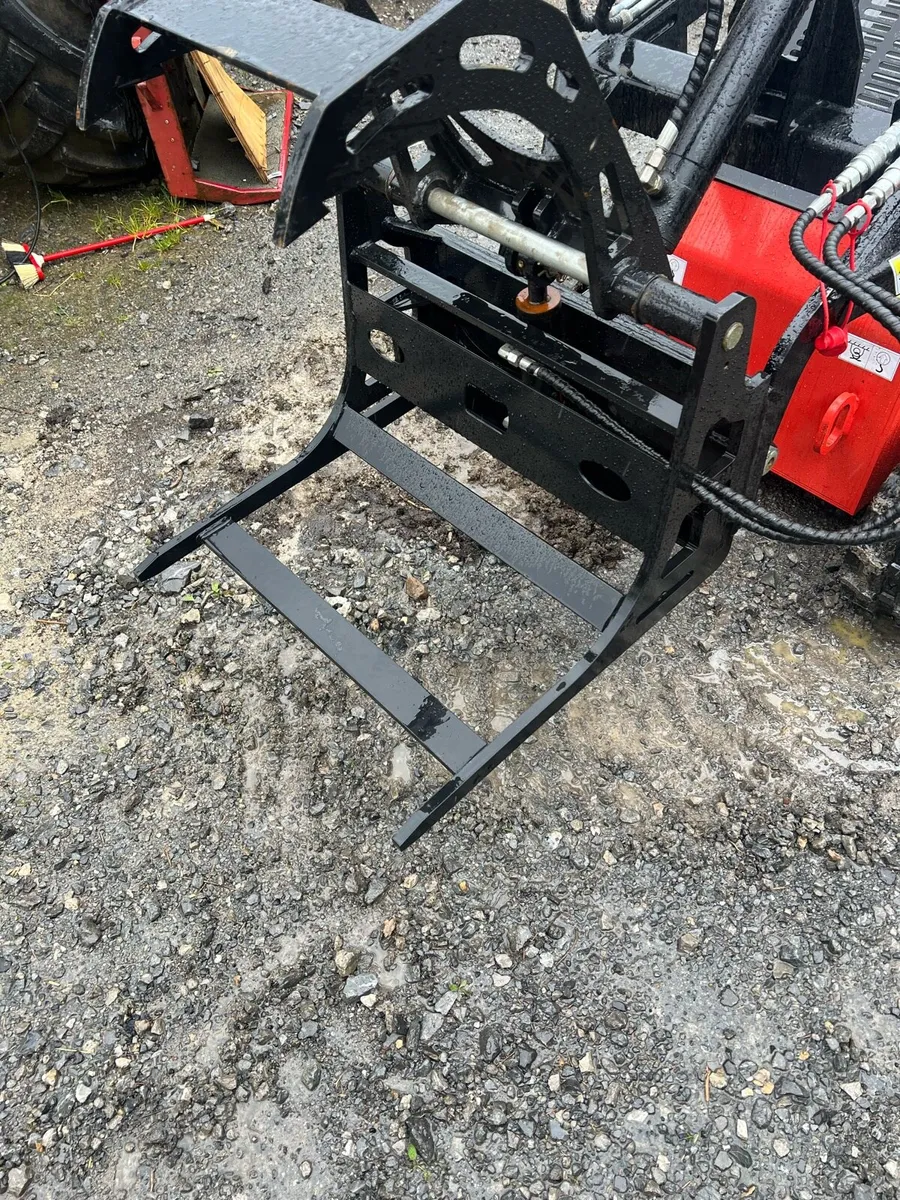 Tracked skid steer - Image 4